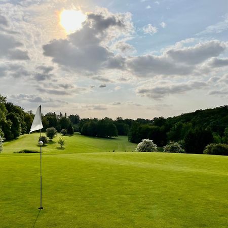 Golf & Hotel De Falnuee Mazy Kültér fotó