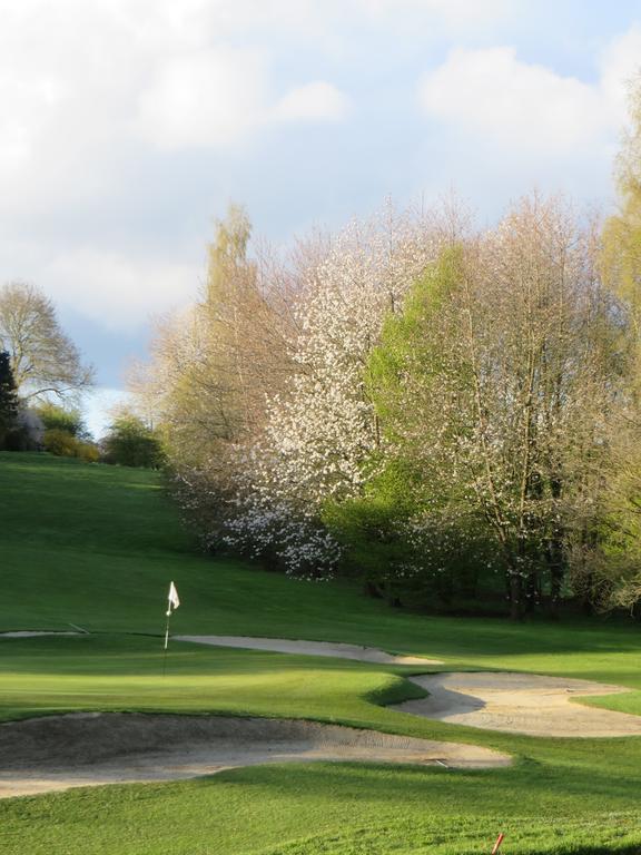 Golf & Hotel De Falnuee Mazy Kültér fotó